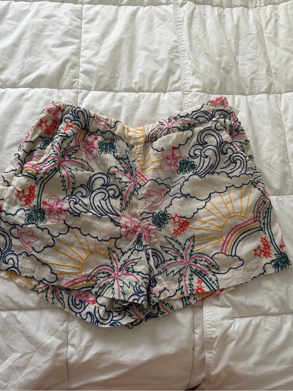 Tropical Cloud Print Women’s Shorts - Cream Multi